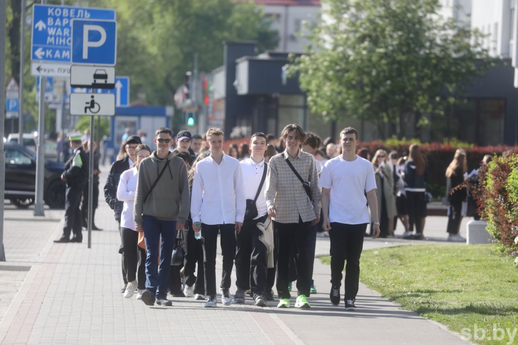 Централизованный экзамен в Бресте. Смотрите фоторепортаж