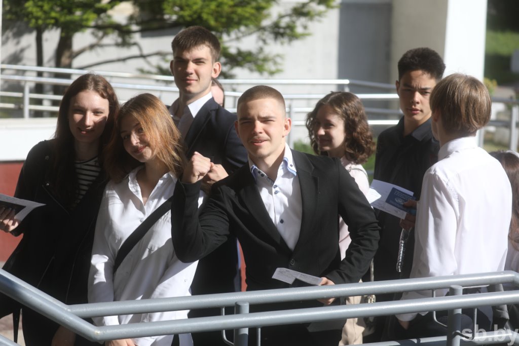 Централизованный экзамен в Бресте. Смотрите фоторепортаж