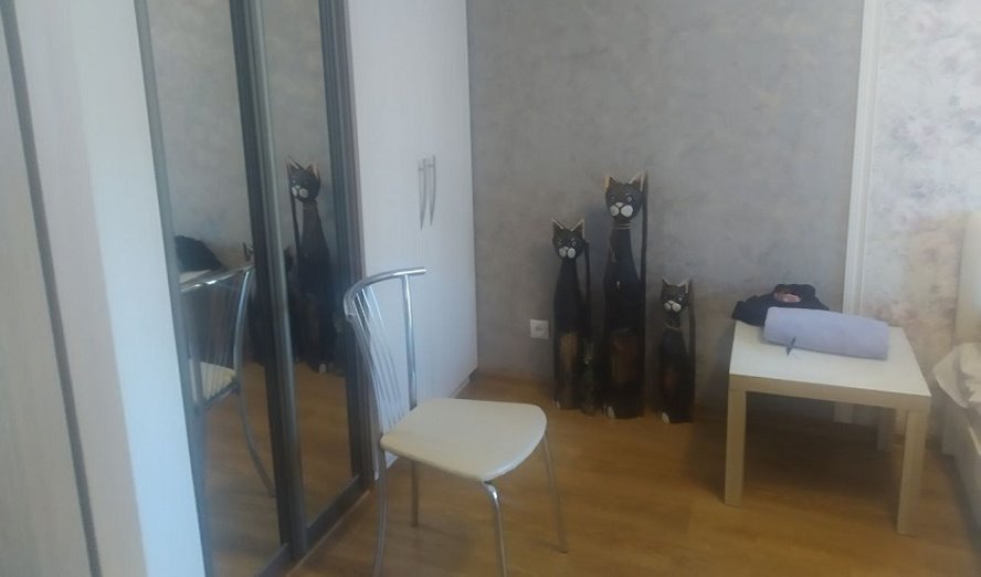 25-летний мужчина и 55-летняя женщина сняли квартиру на сутки и погибли в ней