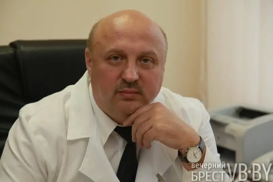 Олег Величко