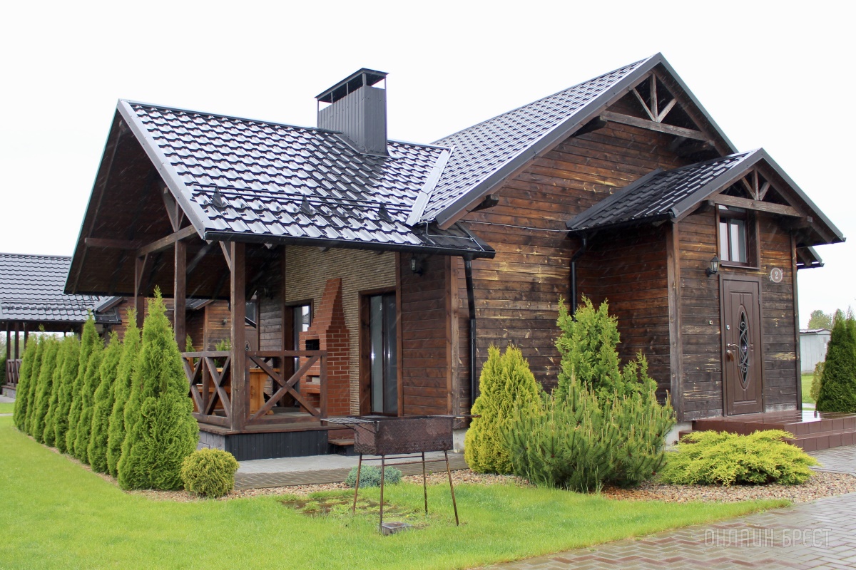 Пора отдохнуть всей семьей в живописном месте на берегу реки! База отдыха «Камыши»: домики, баня, гриль, бильярд, батут, пляж