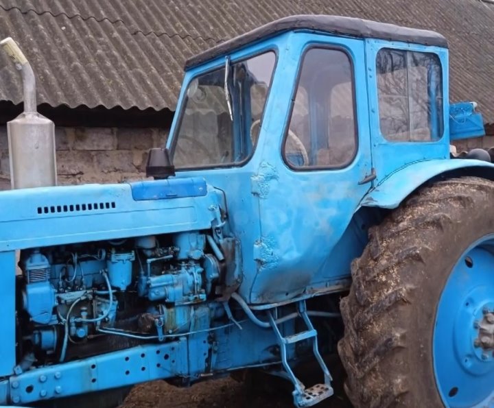 Белорусы переводят деньги мошенникам за несуществующие авто и трактора: 18-19 тысяч рублей