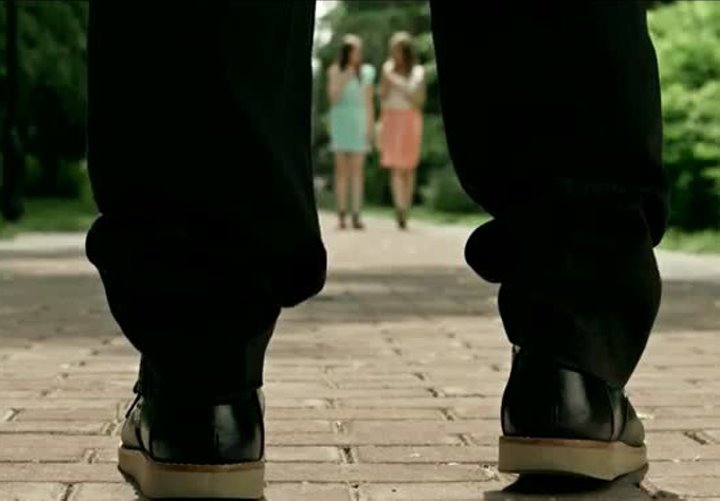 В Беларуси подросток решил показать прохожей половой орган. Вот чем это закончилось