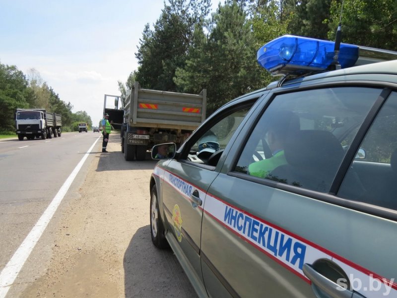 В Беларуси вводятся летние ограничения движения грузовиков по республиканским дорогам