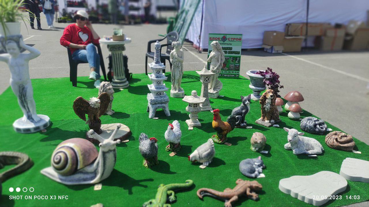 В Бресте на площадке у торгового центра «ЭКВАТОР» проходит выставка-ярмарка «Садовый маркет»