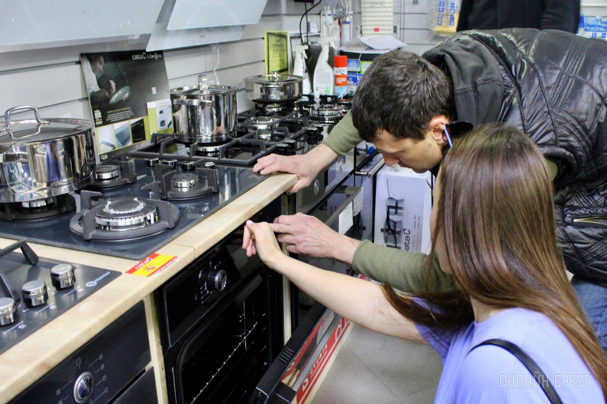 Качественные и доступные кухонные мойки, вытяжки, духовые шкафы, варочные поверхности, микроволновки и посудомойки в магазине «SVENTA» в Бресте