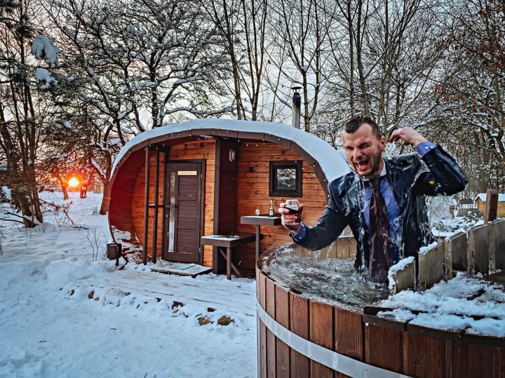 Эта семья продала квартиру в Минске, чтобы построить агроусадьбу. Что из этого вышло?