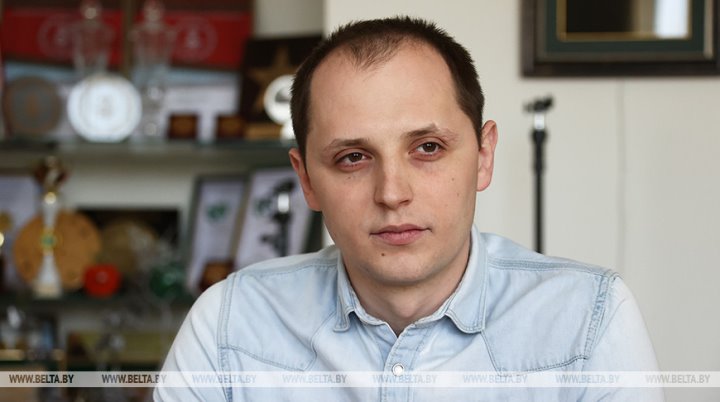 Дважды Сергей из Белоозерска работает на «Коммунарке», где четырежды стал официально лучшим