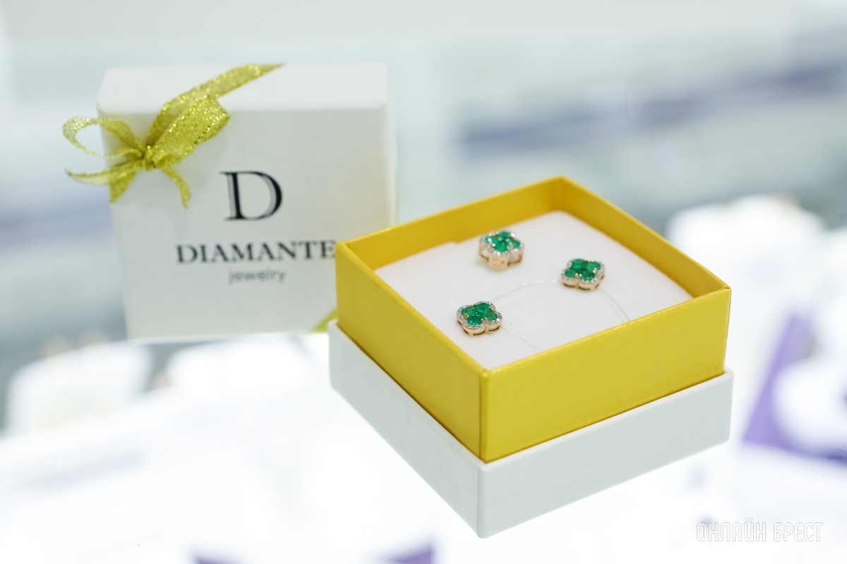 Новый ювелирный магазин «DIAMANTE» открылся на Московской в Бресте. Ослепительные скидки до 80% на все украшения
