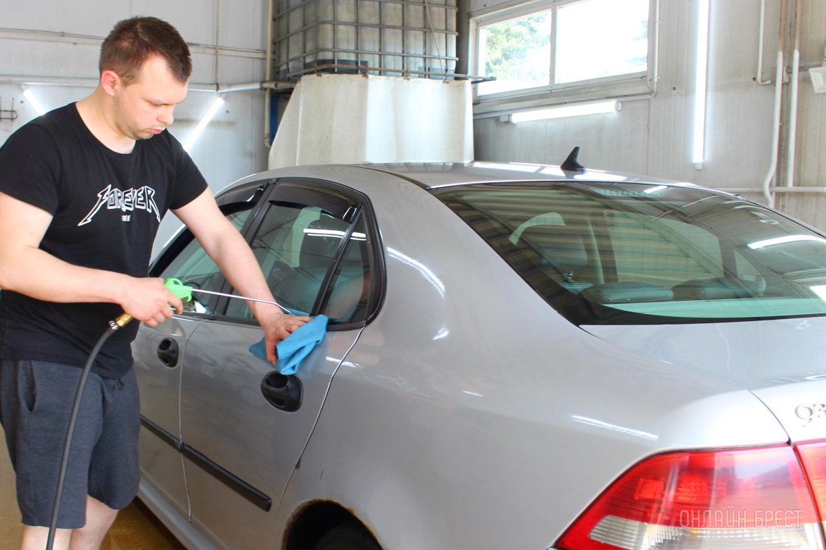 Автовладелец? Тогда смотри, на каких автомойках Бреста точно стоит обслуживать свою «ласточку»