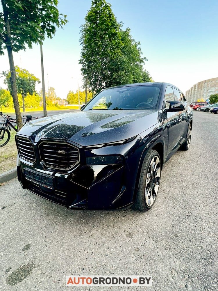 В Гродно замечен BMW XM 2023 – технологичнее и престижнее у BMW не бывает