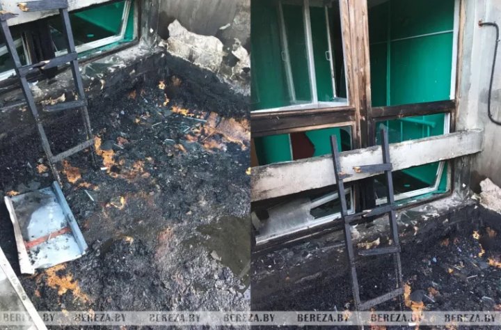 В Белоозерске горел козырек подъезда