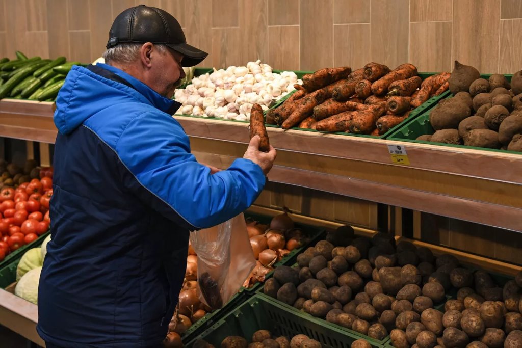 Минсельхозпрод пояснил, из каких стран в Беларусь «приезжают» овощи