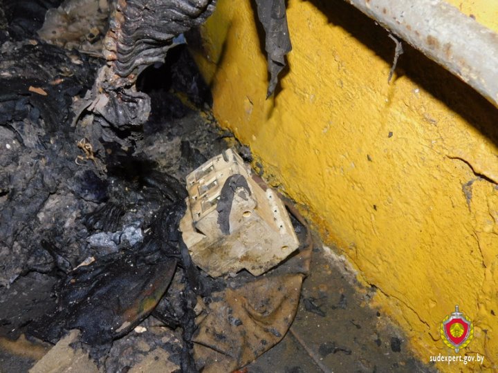 Подозреваемого в поджоге прачечной в Кобрине нашли по следу обуви