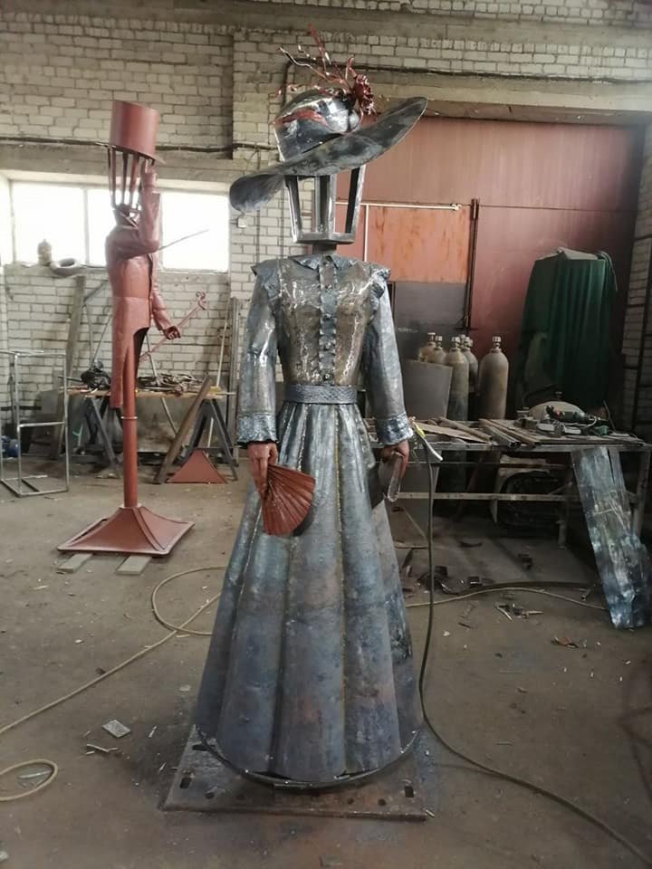 Два необычных фонаря установят в центре Барановичей