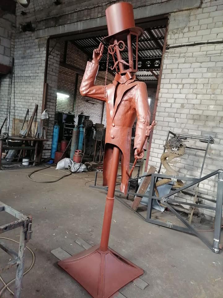 Два необычных фонаря установят в центре Барановичей