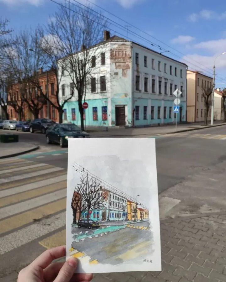 Рисунок нашей памяти. Брестчанка создает скетчи и открытки с видами старинных брестских домов и двориков