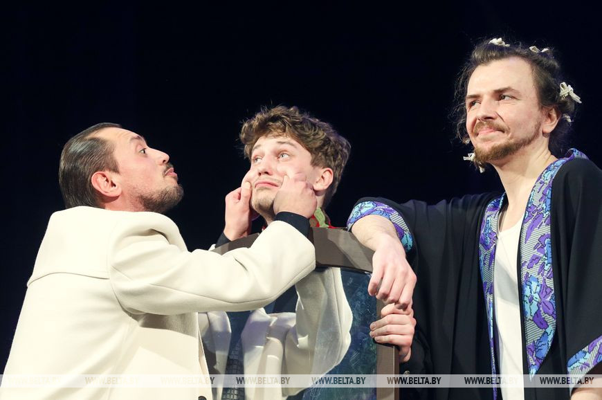 Комедию Гоголя «Женитьба» представили в Брестском театре драмы