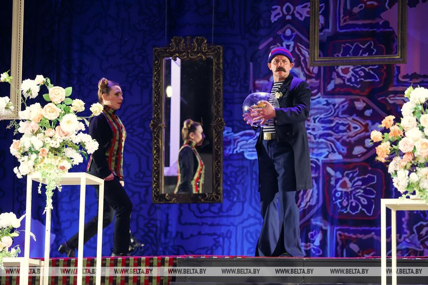 Комедию Гоголя «Женитьба» представили в Брестском театре драмы