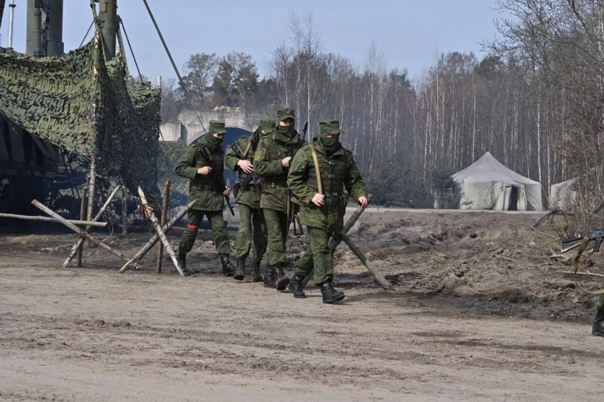 Зенитный ракетный полк в Лунинце заступил на службу