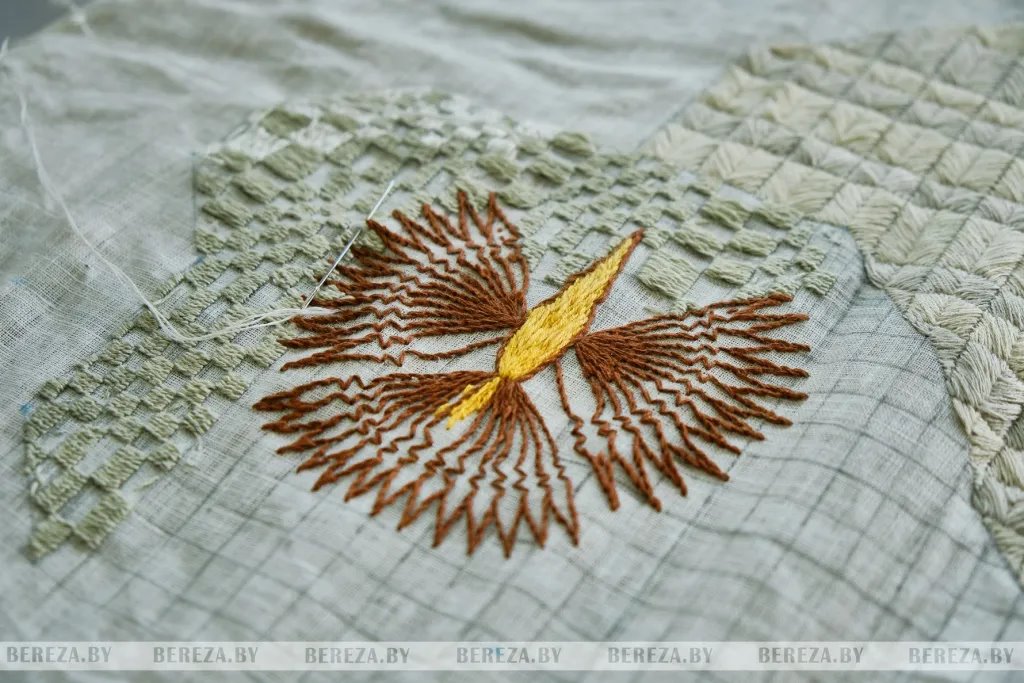 В Березовском районе приступили к вышивке фрагмента карты Брестской области