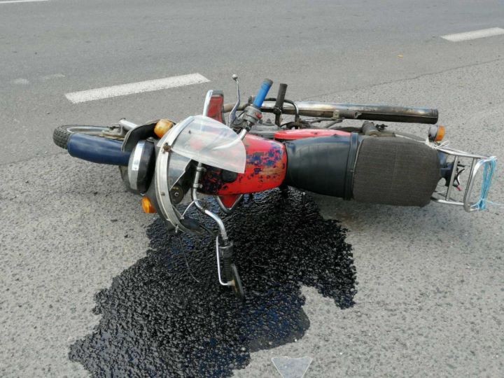 Фура при обгоне сбила мотоциклиста в Брестской области