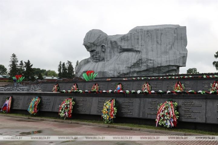 Торжественные мероприятия на День Независимости проходят в Бресте