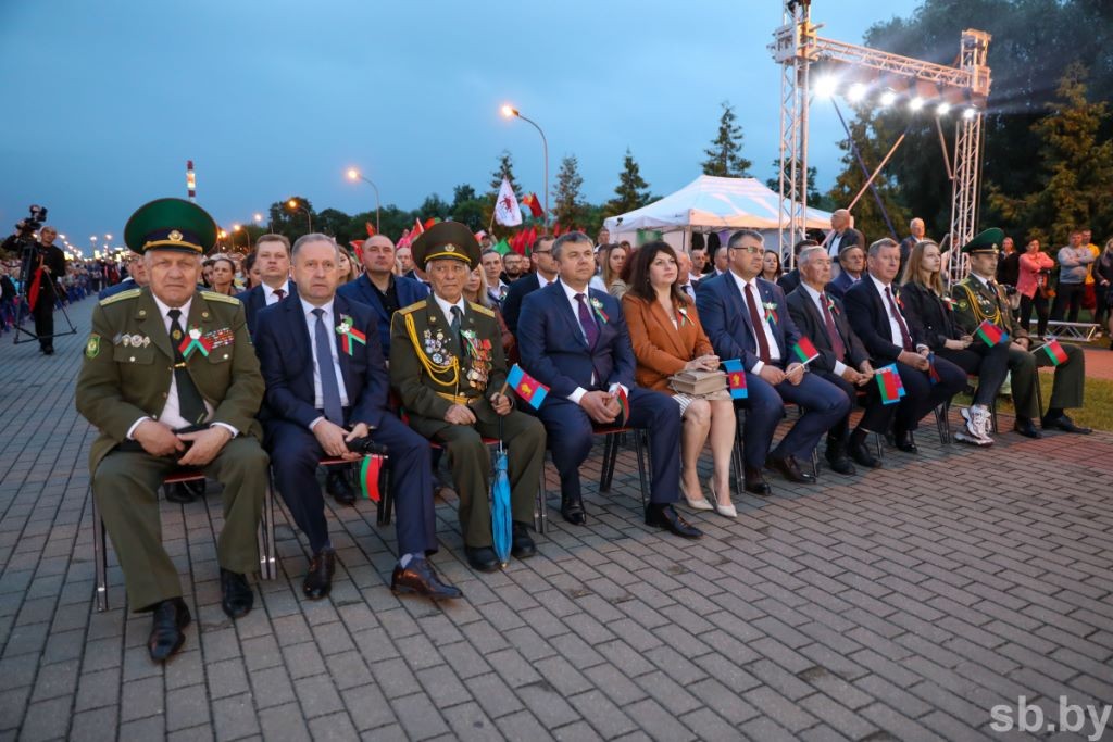 Праздничный концерт, посвященный Дню Независимости Республики Беларусь, прошел в Бресте