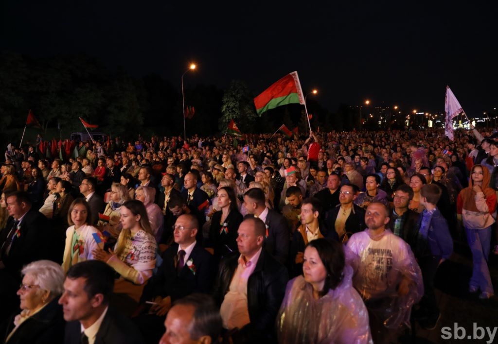 Праздничный концерт, посвященный Дню Независимости Республики Беларусь, прошел в Бресте