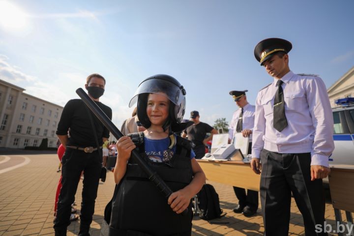 Как в Бресте прошел республиканский праздник к 85-летию ГАИ «День открытых дверей»