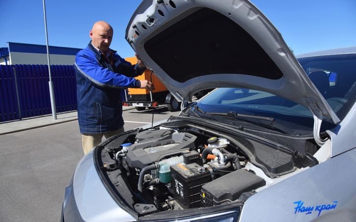 «Зеленый» Hundai пополнил автопарк барановичского предприятия. Как повел себя электрокар спустя полгода