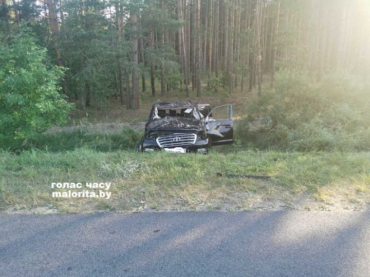 В Брестской области 21-летняя пьяная девушка слетела на машине в кювет