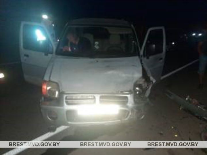 На Брестчине 15-летний мотоциклист врезался в легковушку