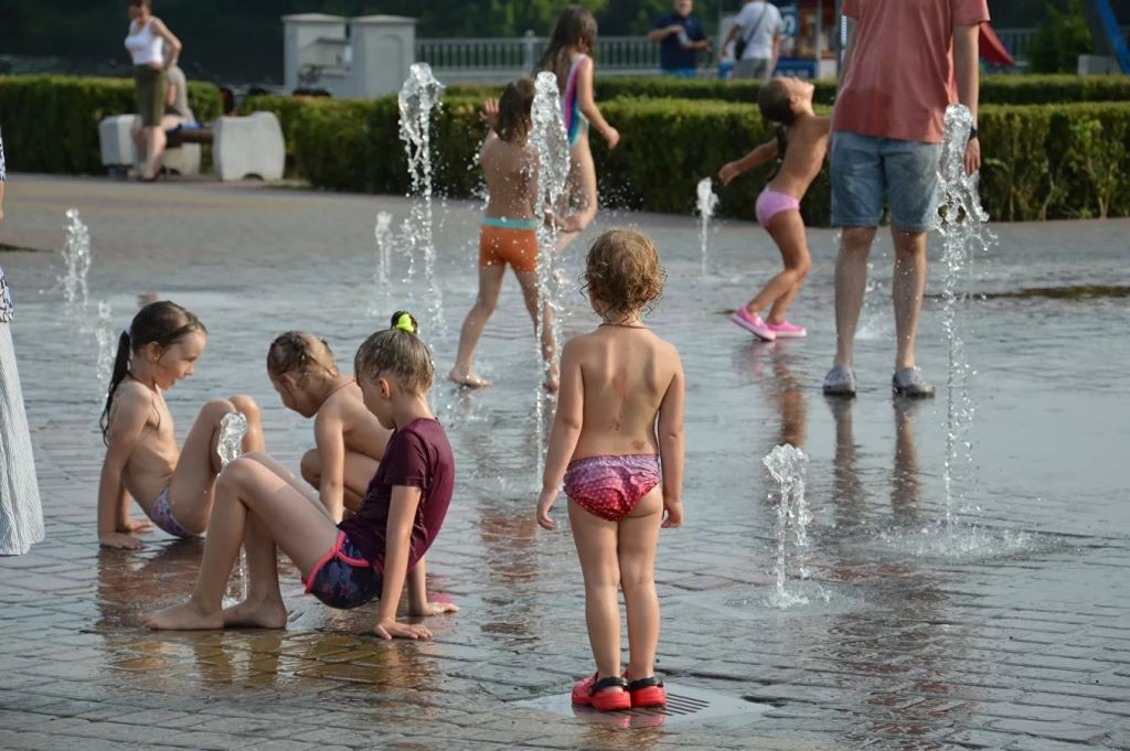 Как выживают жители Бреста во время аномальной жары