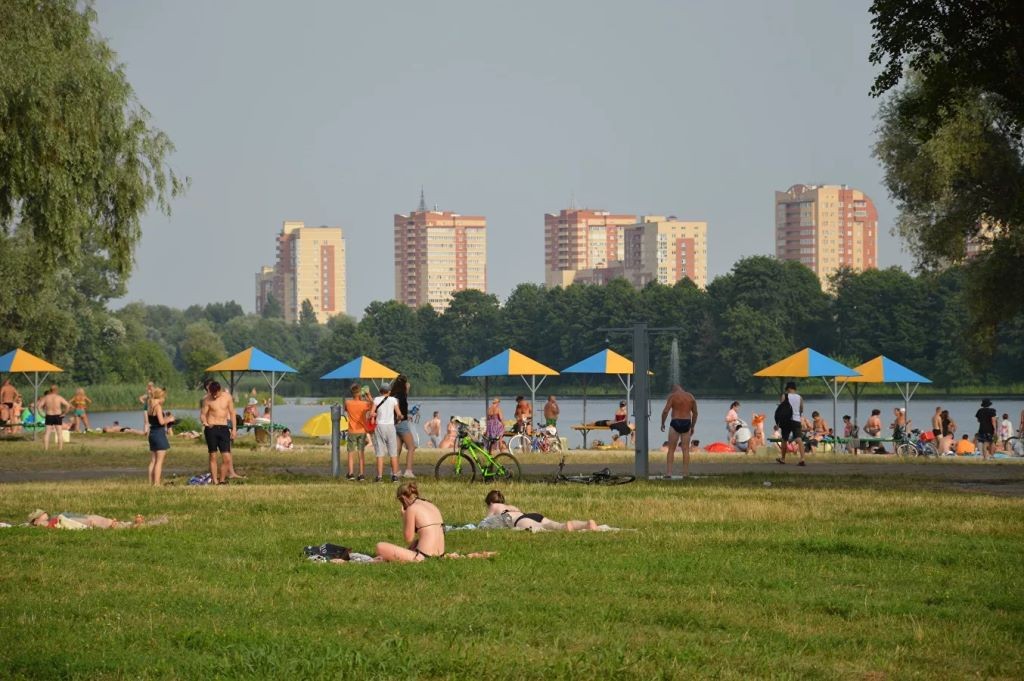 Как выживают жители Бреста во время аномальной жары