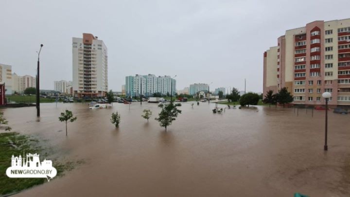 Посмотрите, как сегодня затопило Гродно