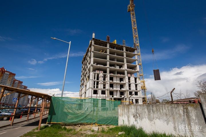 Проверили, как строится первый дом ЖК «Полесский» в Бресте