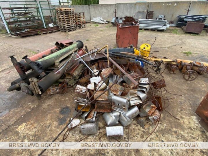 Более 7 тонн металлолома изъяли в Барановичах