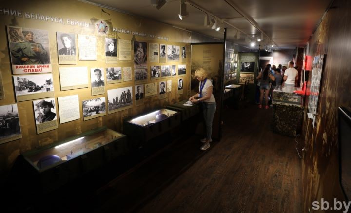 Выездная экспозиция музея истории ВОВ открылась в Бресте