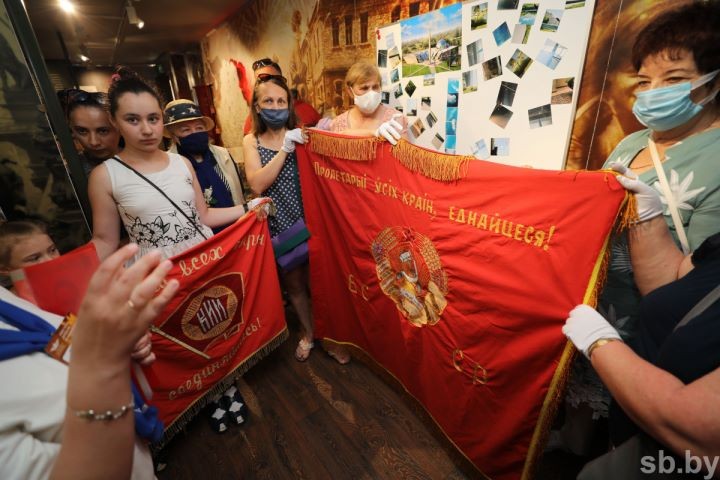 Выездная экспозиция музея истории ВОВ открылась в Бресте