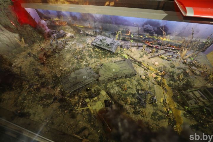 Выездная экспозиция музея истории ВОВ открылась в Бресте