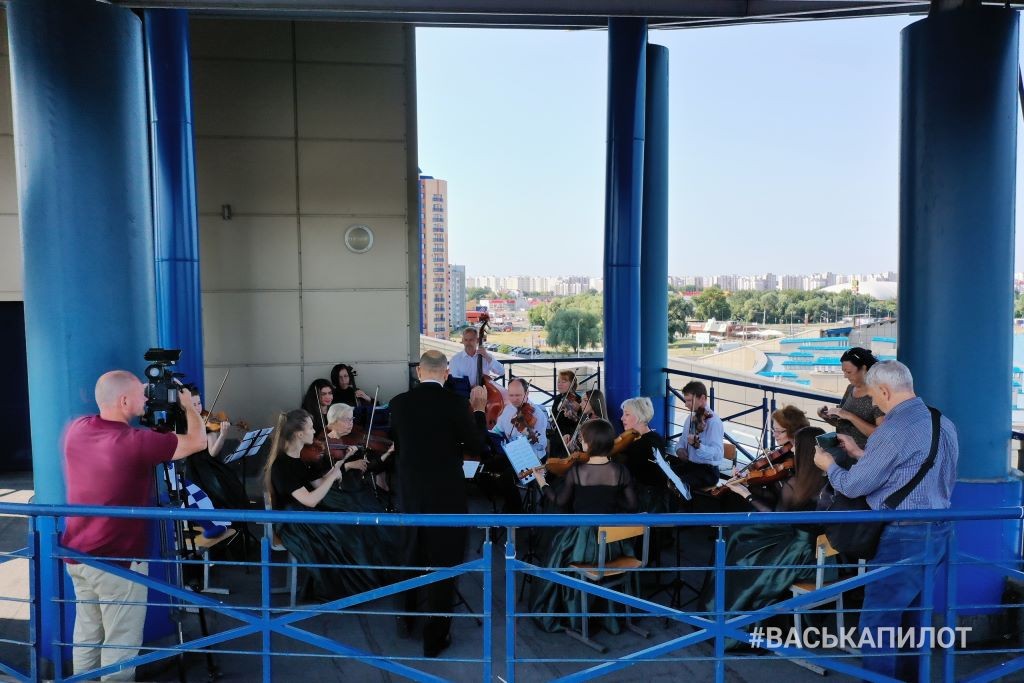 Концерт в честь олимпийцев прозвучал на самой высокой точке гребного канала в Бресте