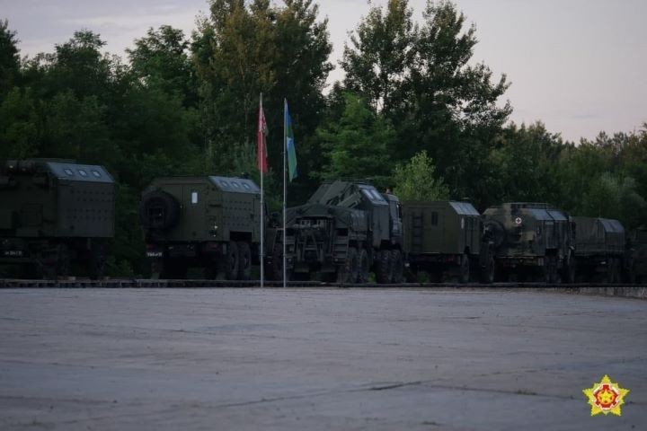 Российские военные прибыли в Брест