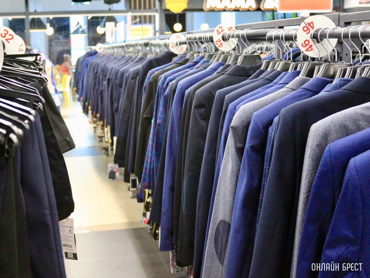 Готовимся к школе вместе с ЦУМом на 3-м этаже и Детским миром в Бресте