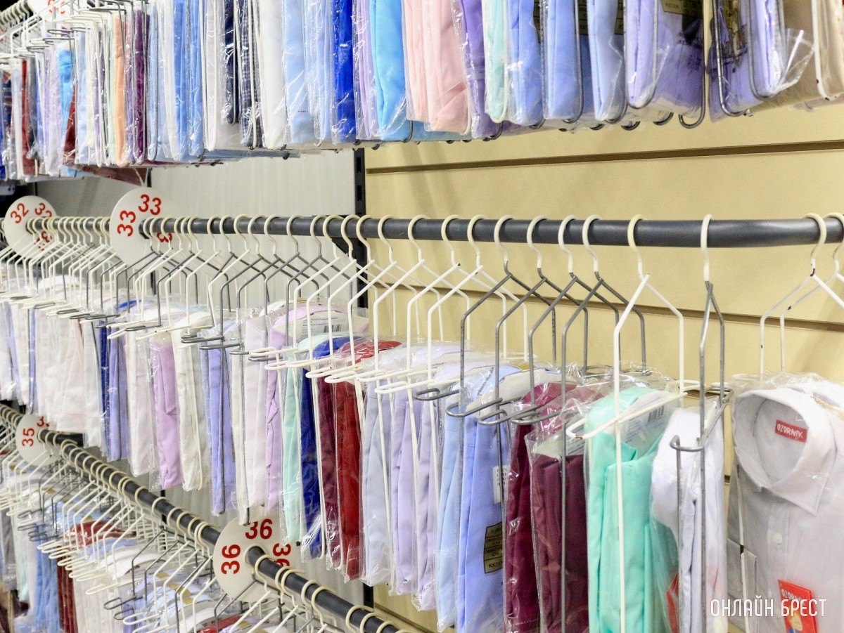 Готовимся к школе вместе с ЦУМом на 3-м этаже и Детским миром в Бресте