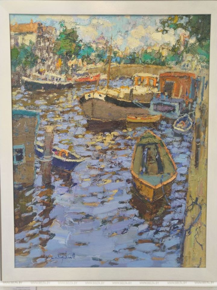 Молодые брестские художники презентовали выставку ко Дню города