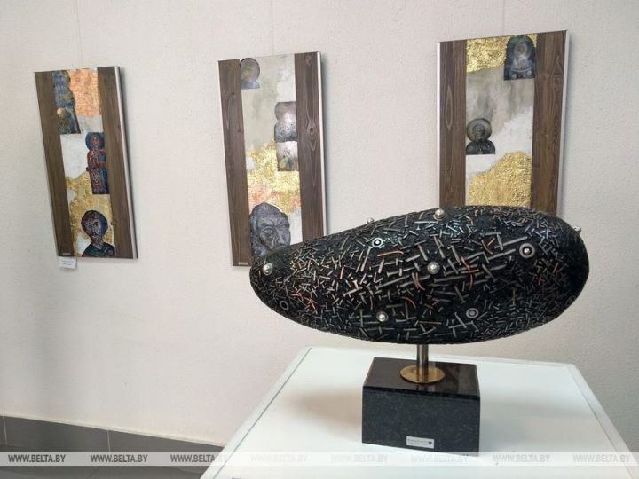 Молодые брестские художники презентовали выставку ко Дню города