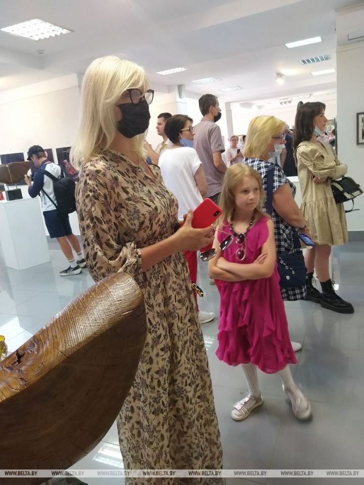 Молодые брестские художники презентовали выставку ко Дню города