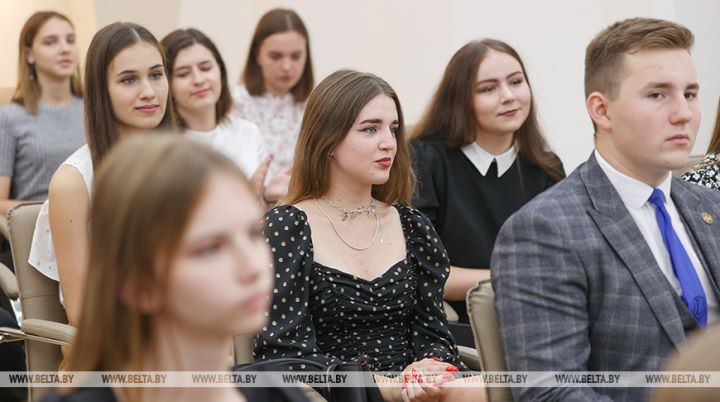 В Бресте чествуют лучших выпускников школ, набравших 100 баллов на ЦТ