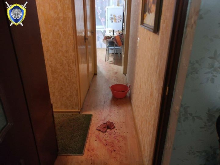 В Витебске мужчина зарезал месячную дочь